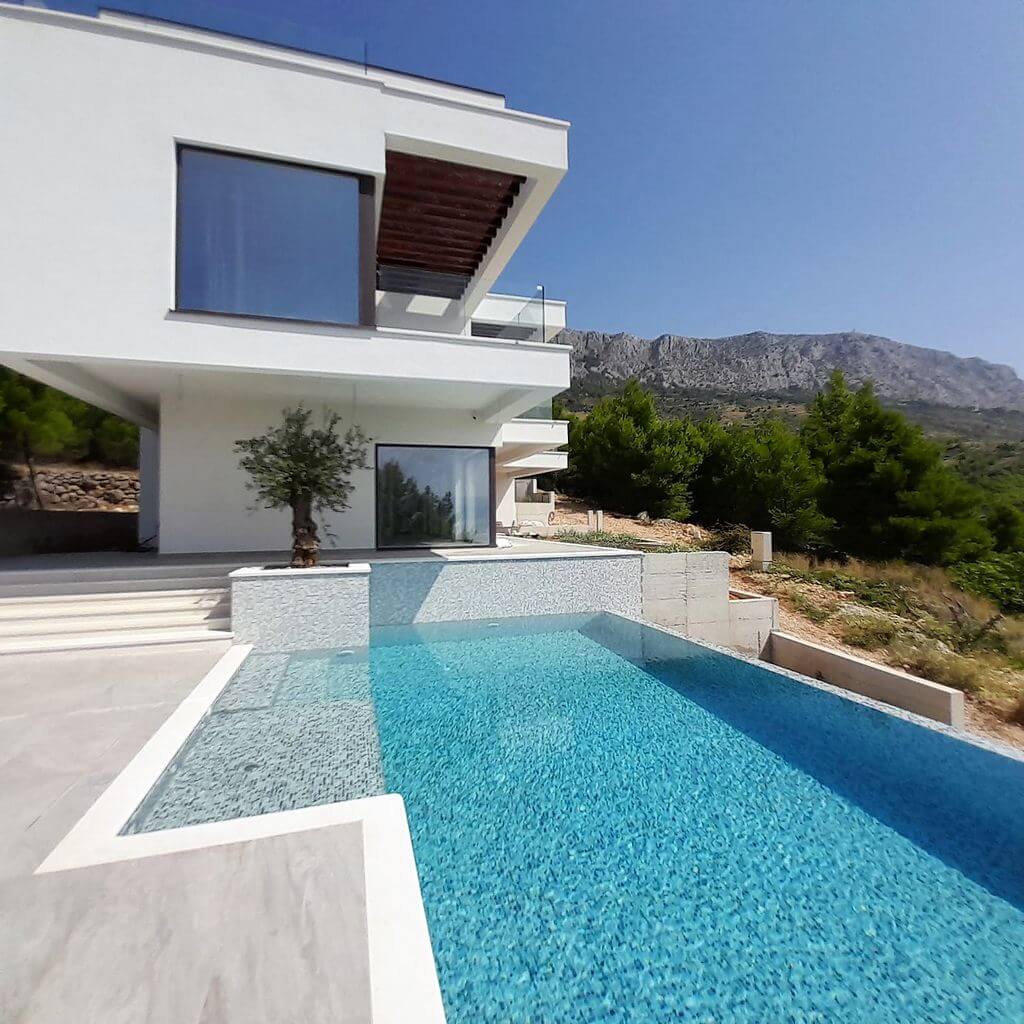 Moderna vila Jesenice, novogradnja, 383.00 m2 (prodaja)